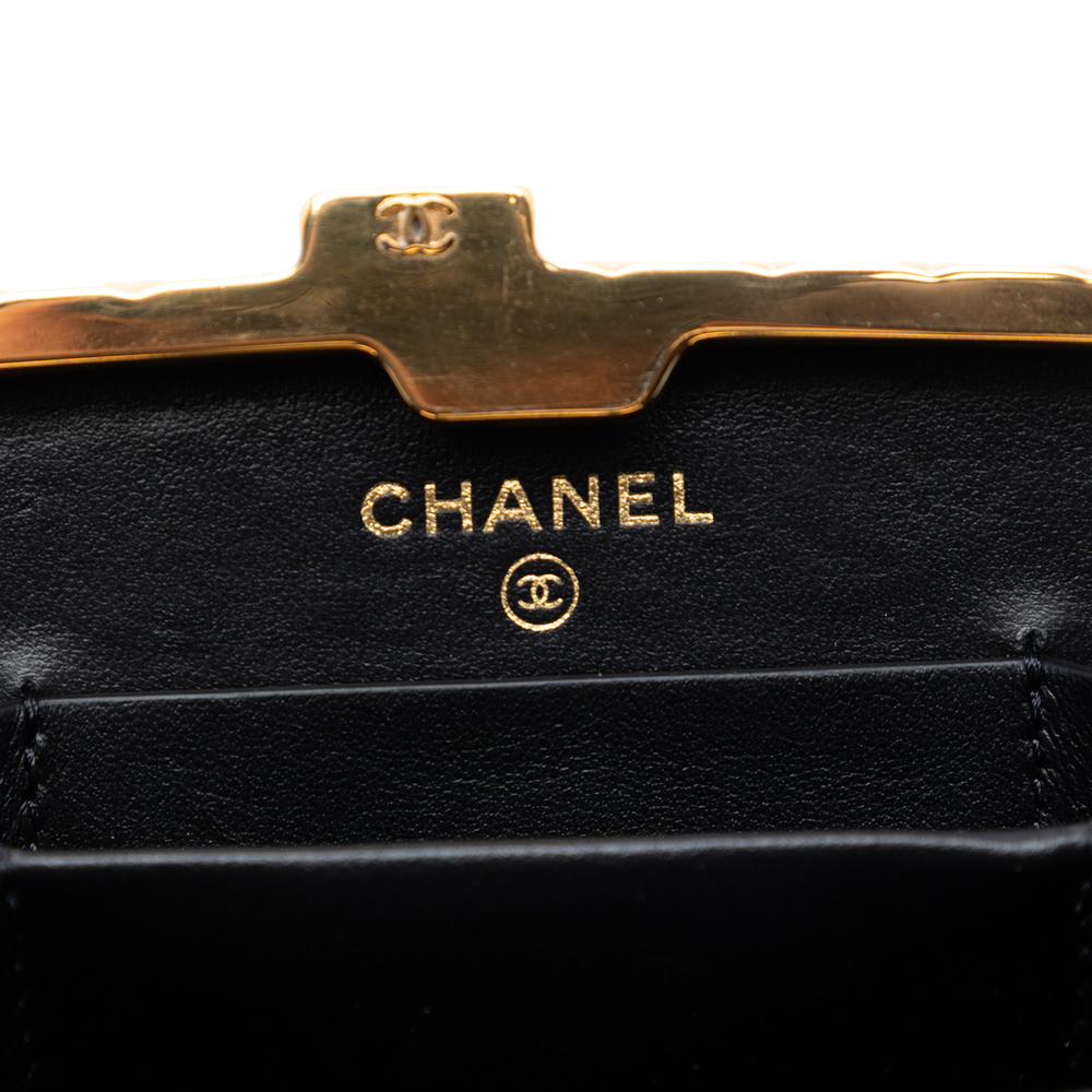 Pre-Loved Chanel Small Glazed Goatskin Box With Chain - Picture 5 of 7